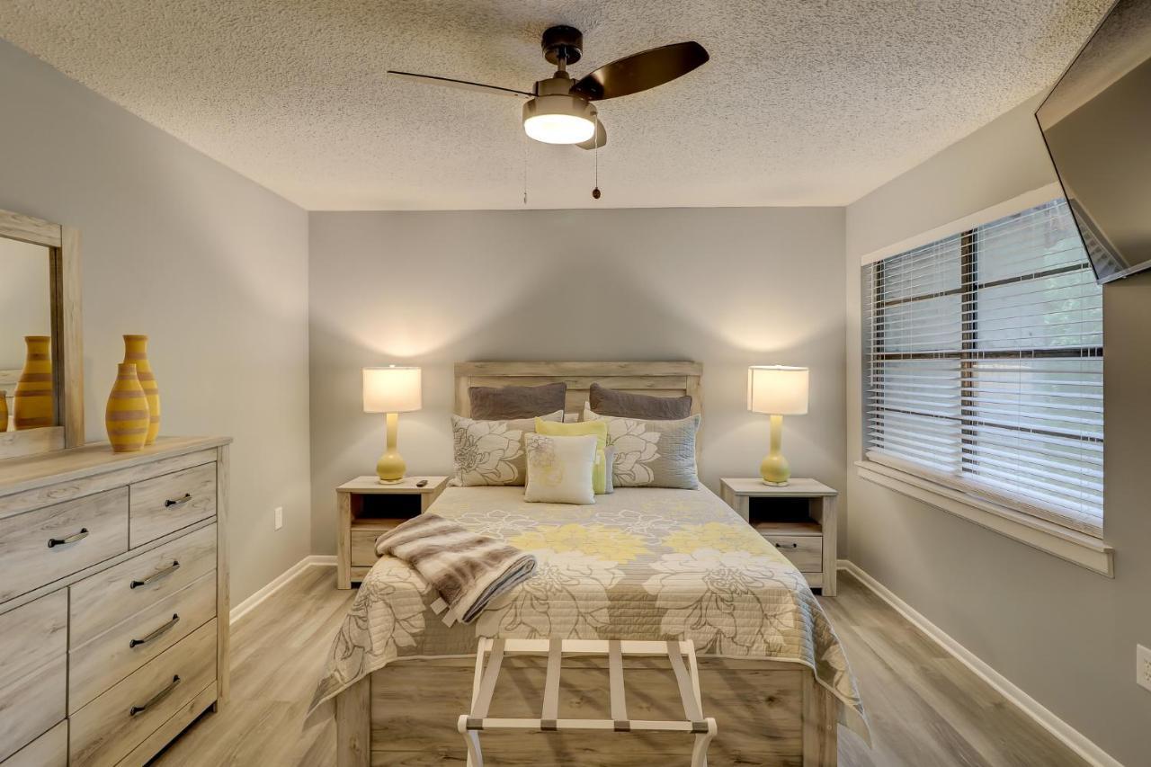 #111 Elaborate Condo Ideal Location 2Brm/2 Parking Hilton Head Island Zewnętrze zdjęcie