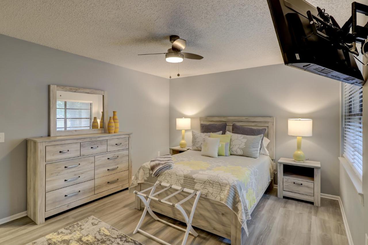#111 Elaborate Condo Ideal Location 2Brm/2 Parking Hilton Head Island Zewnętrze zdjęcie