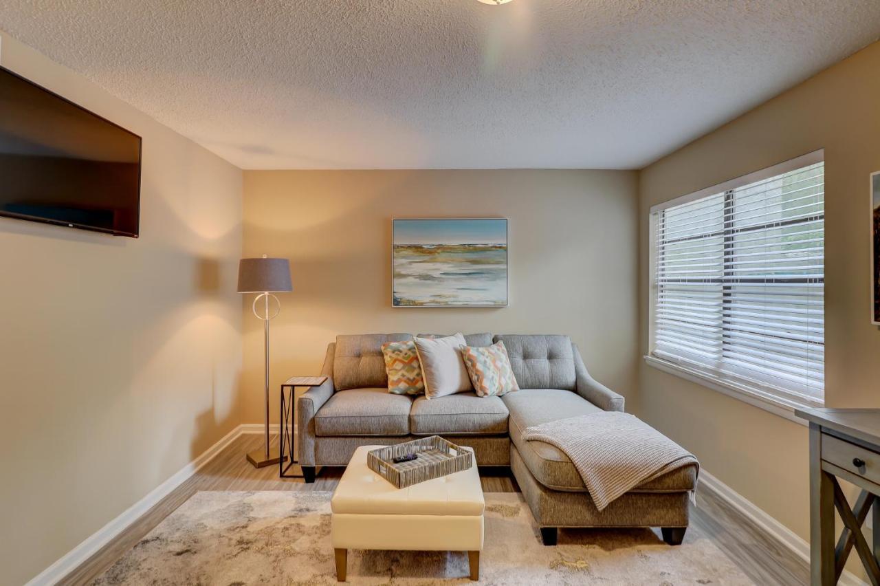 #111 Elaborate Condo Ideal Location 2Brm/2 Parking Hilton Head Island Zewnętrze zdjęcie